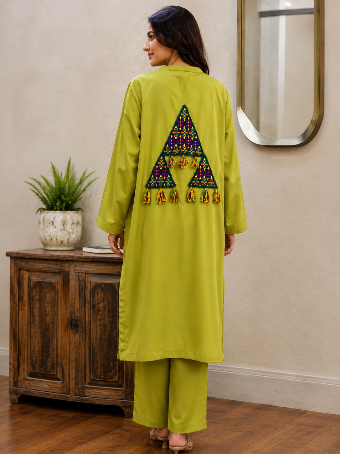 New Fashion Embroidered Shirt with trouser
